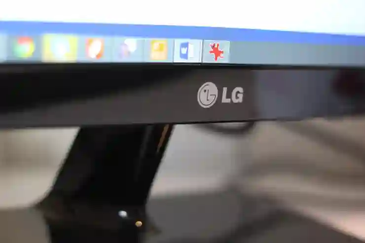LG 엘지폴더2 피쳐폰 뜻 폴더폰 Y120 Y110 비교